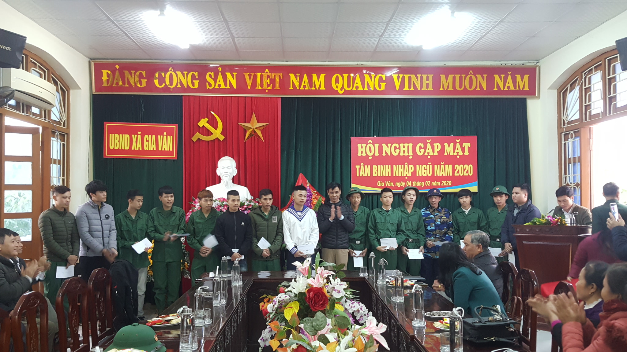 Hội nghị gặp mặt tặng quà Tân binh trước ngày lên đường nhập ngũ 2020