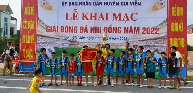 Đội tuyển bóng đá nhi đồng W88club
 tham gia giả bóng đá nhi đồng huyện Gia Viễn năm 2022 đạt giả vô địch huyện Gia Viễn năm 2022